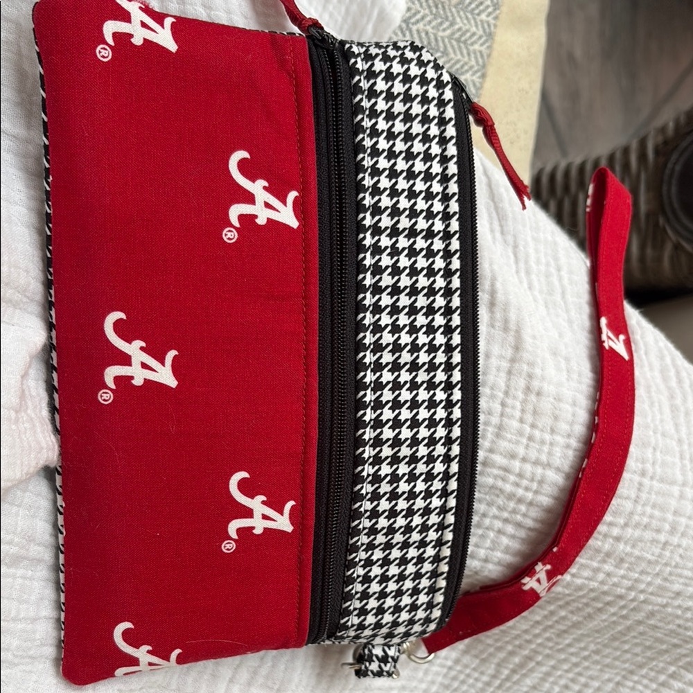 Alabama Crimson Tide Red and Black Wristlet
